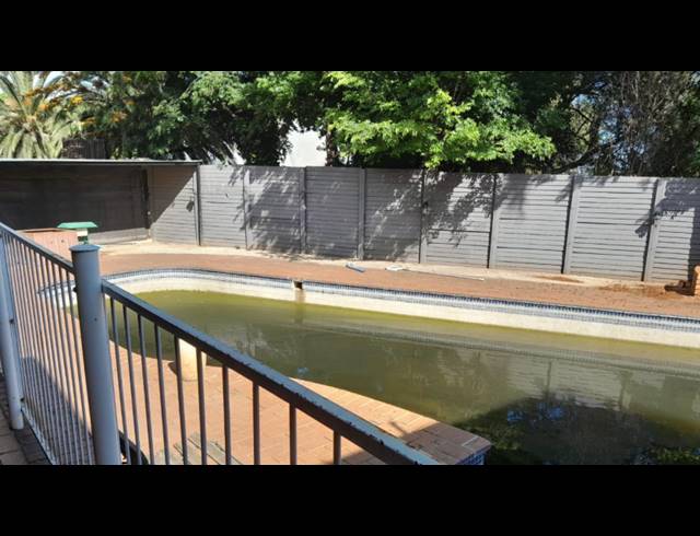 3 BEDROOM HOUSE FOR SALE IN BRACKENHURST